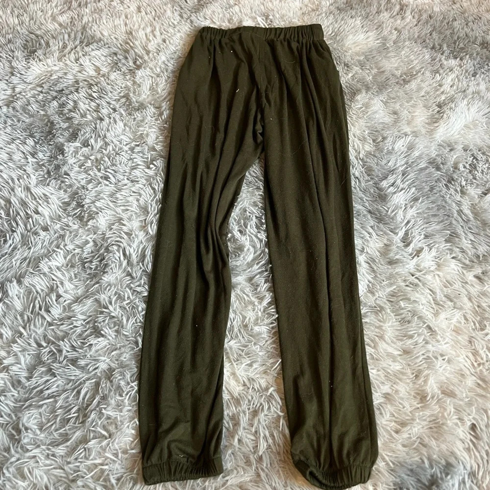 Olive green women’s lightweight sweatpants with white drawstring - Picture 4 of 4